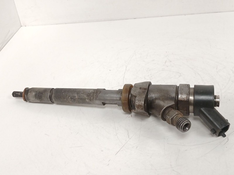 Recambio de inyector para peugeot 307 break (3e) 1.6 hdi 110 referencia OEM IAM 0445110188  