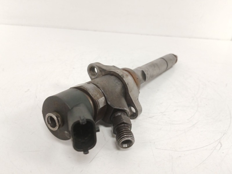 Recambio de inyector para peugeot 307 break (3e) 1.6 hdi 110 referencia OEM IAM 0445110188  