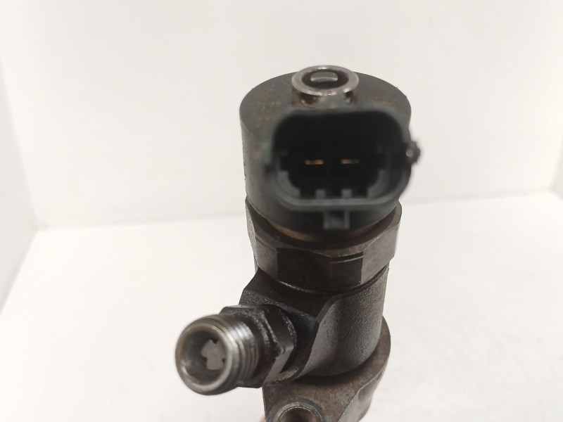 Recambio de inyector para peugeot 307 break (3e) 1.6 hdi 110 referencia OEM IAM 0445110188  