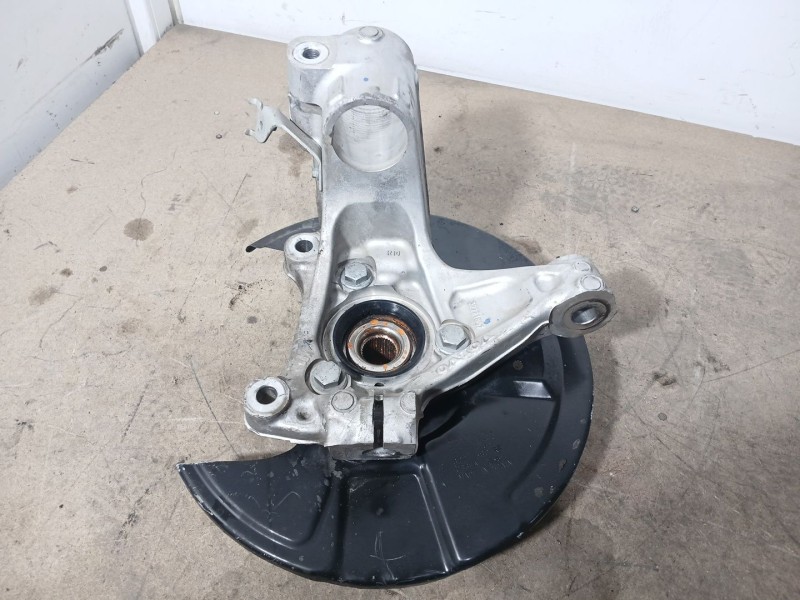 Recambio de mangueta delantera derecha para volvo xc40 (536) d4 awd referencia OEM IAM 32221857  