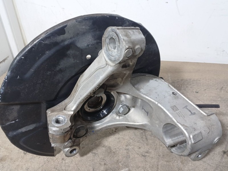 Recambio de mangueta delantera izquierda para volvo xc40 (536) d4 awd referencia OEM IAM 32221856 P32221856 