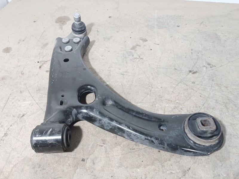 Recambio de brazo suspension inferior delantero derecho para volvo xc40 (536) d4 awd referencia OEM IAM 32221282  