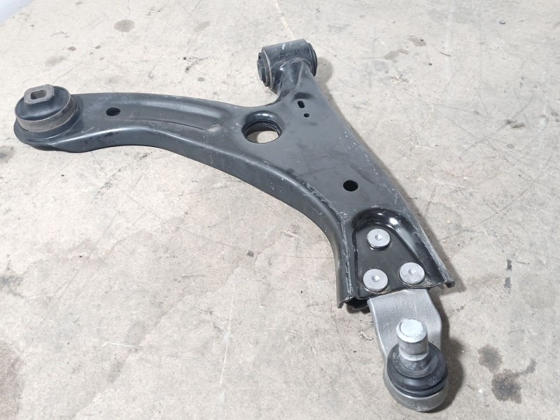 Recambio de brazo suspension inferior delantero derecho para volvo xc40 (536) d4 awd referencia OEM IAM 32221282  