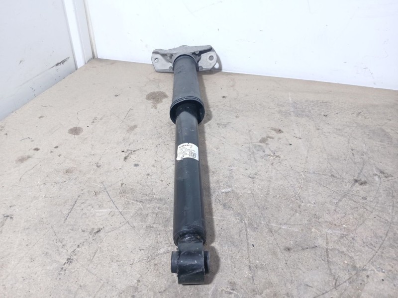 Recambio de amortiguador trasero derecho para volvo xc40 (536) d4 awd referencia OEM IAM 32221649  