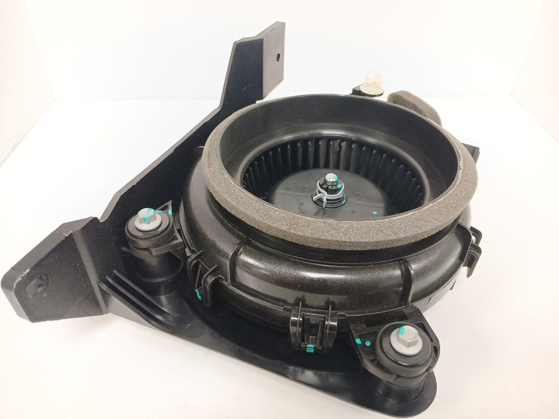 Recambio de motor calefaccion para mg mg3 hybrid+ 1.5 referencia OEM IAM 11798574  