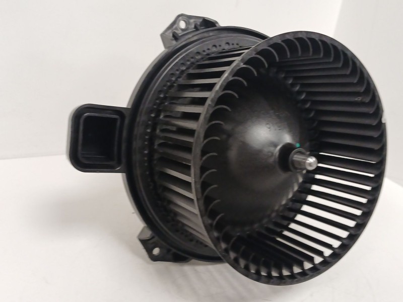 Recambio de motor calefaccion para mg mg3 hybrid+ 1.5 referencia OEM IAM 11792641  