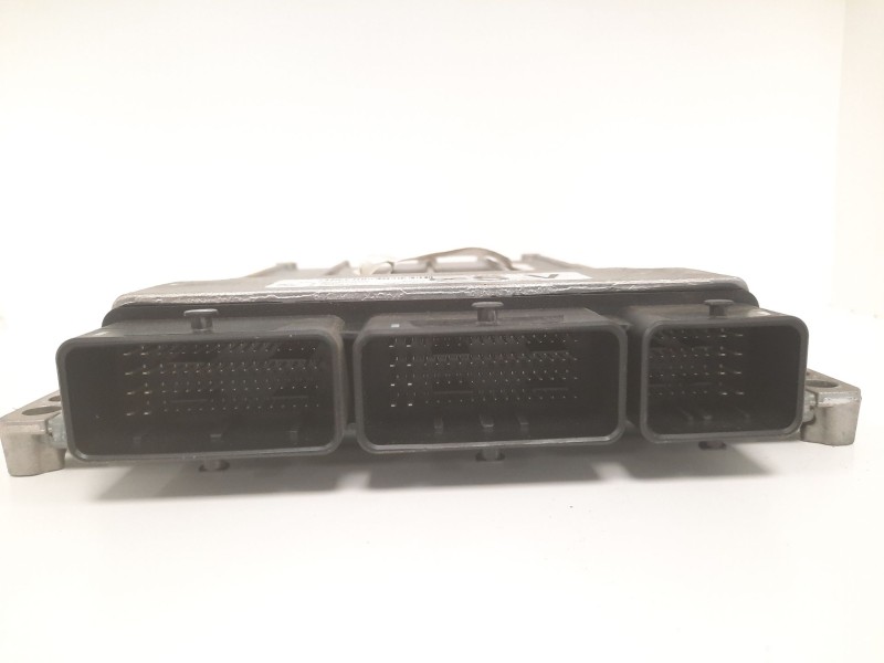 Recambio de centralita motor uce para renault megane iv grandtour bose-edition referencia OEM IAM 23710299S A2C1667500201 A28290