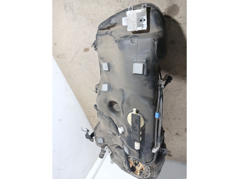 Recambio de deposito combustible para volvo xc40 (536) d4 awd referencia OEM IAM   