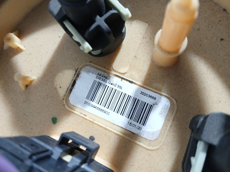 Recambio de deposito combustible para volvo xc40 (536) d4 awd referencia OEM IAM   