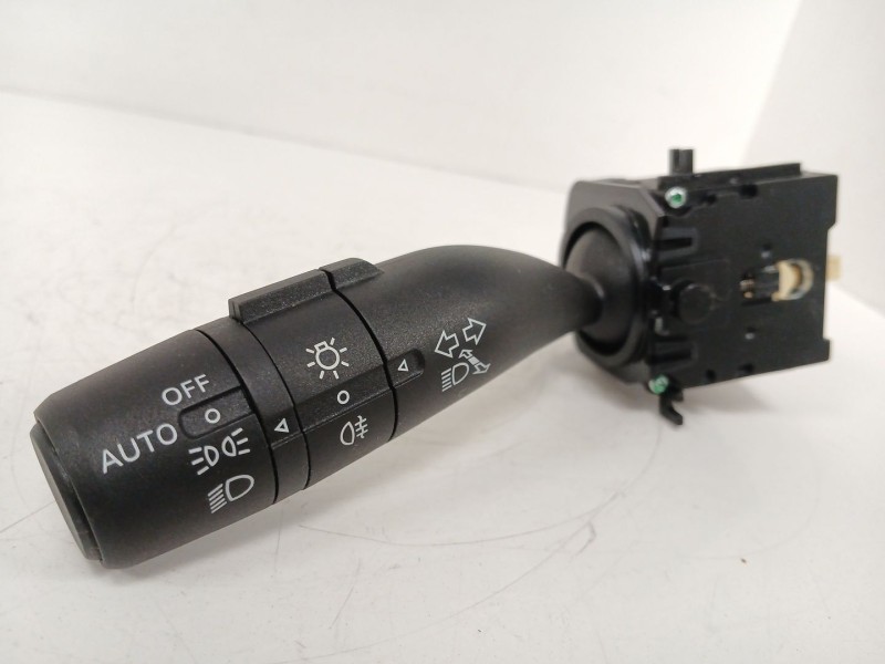 Recambio de mando luces para mg mg3 hybrid+ 1.5 referencia OEM IAM 10140967  