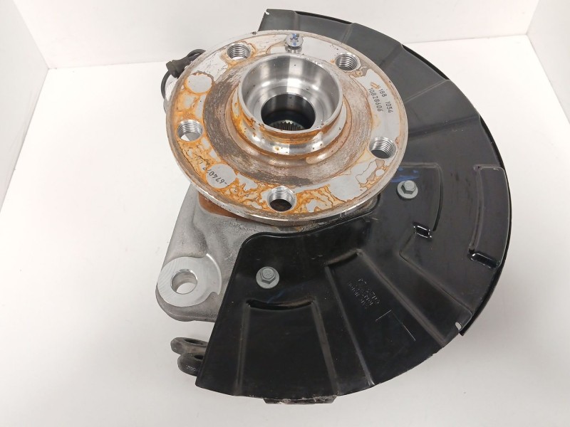 Recambio de mangueta delantera izquierda para mg mg3 hybrid+ 1.5 referencia OEM IAM 10828606  