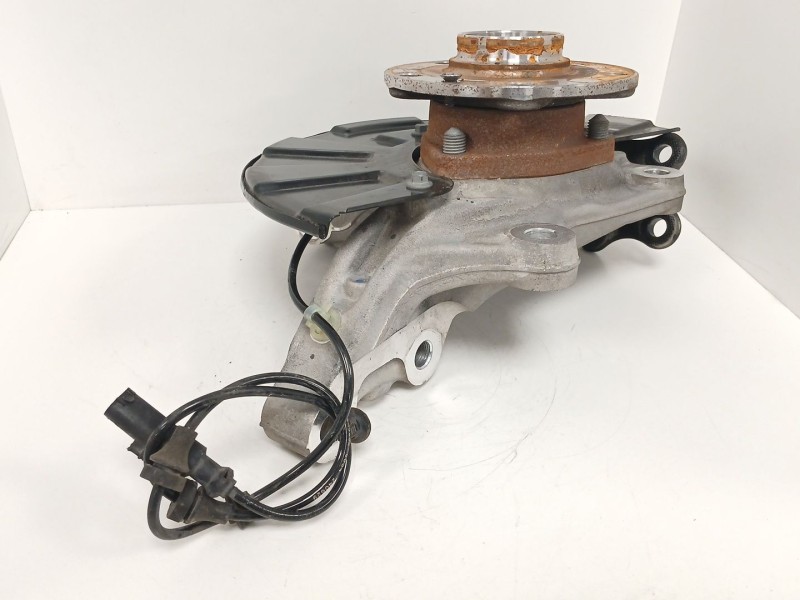 Recambio de mangueta delantera izquierda para mg mg3 hybrid+ 1.5 referencia OEM IAM 10828606  