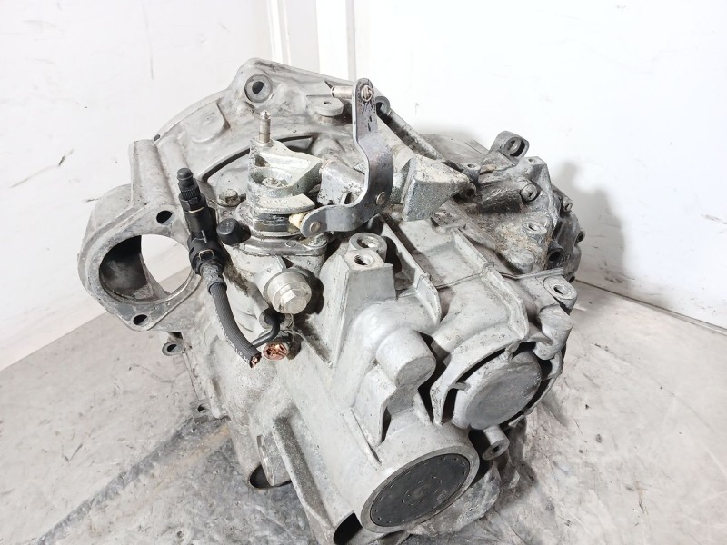 Recambio de caja cambios para volkswagen passat b6 (3c2) 2.0 tdi referencia OEM IAM JLU  