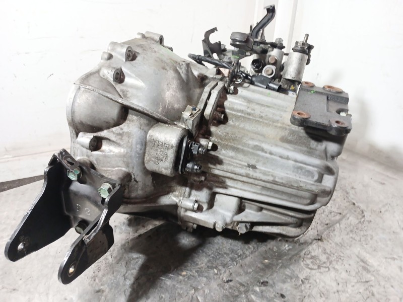 Recambio de caja cambios para kia carens iii monospace (un) 2.0 crdi 140 referencia OEM IAM S620JC  