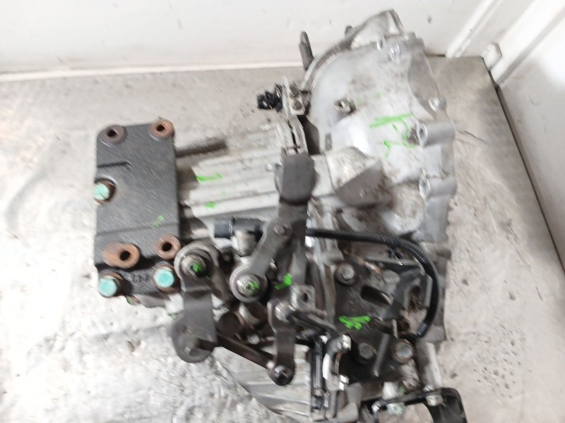 Recambio de caja cambios para kia carens iii monospace (un) 2.0 crdi 140 referencia OEM IAM S620JC  