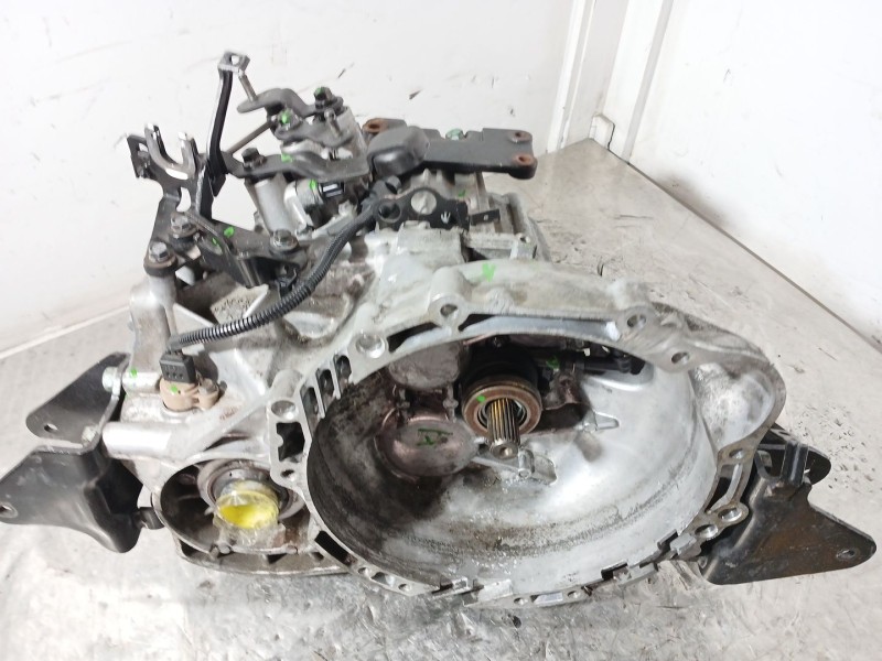 Recambio de caja cambios para kia carens iii monospace (un) 2.0 crdi 140 referencia OEM IAM S620JC  