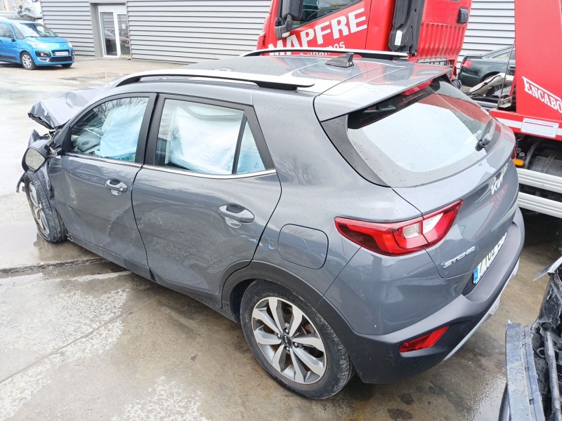 kia stonic (yb) del año 2022