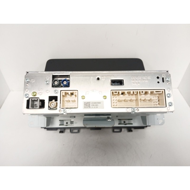 Recambio de sistema audio / radio cd para kia stonic (yb) 1.2 cvvt referencia OEM IAM   