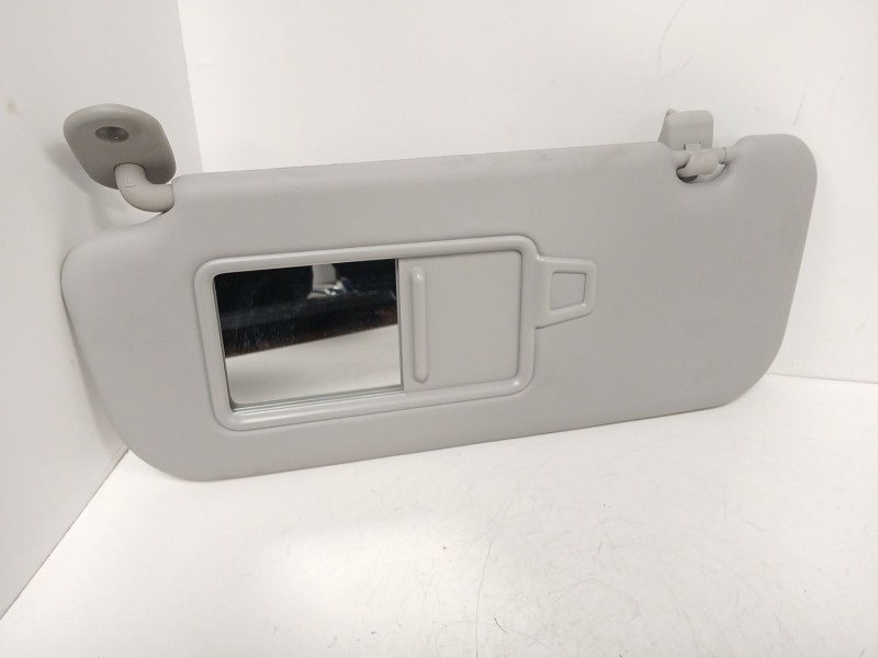 Recambio de parasol izquierdo para kia stonic (yb) 1.2 cvvt referencia OEM IAM   