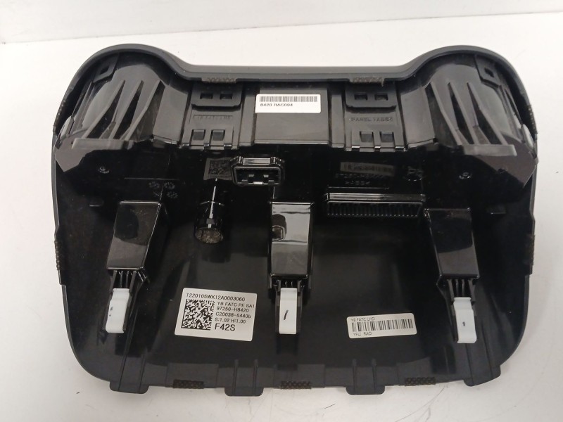 Recambio de mando climatizador para kia stonic (yb) 1.2 cvvt referencia OEM IAM 97250H8420 97250H8XXX 