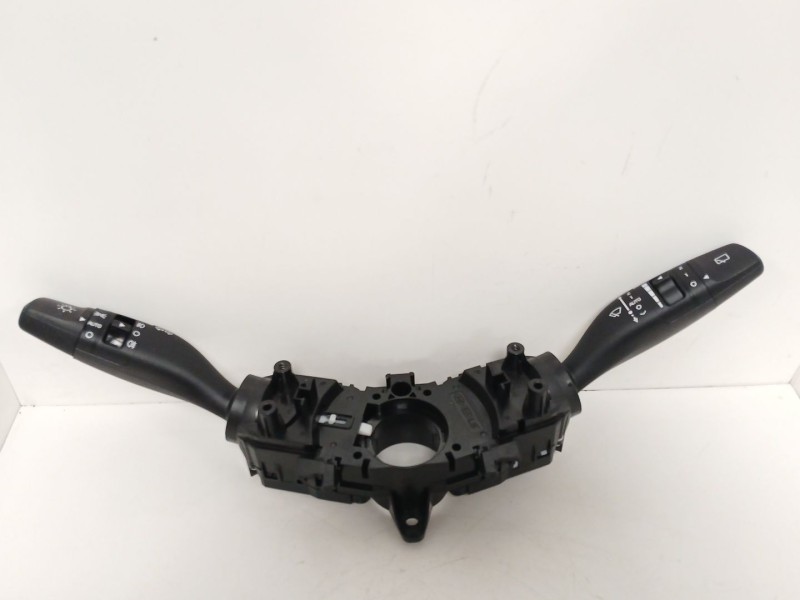 Recambio de mando luces para kia stonic (yb) 1.2 cvvt referencia OEM IAM 93404D4962  
