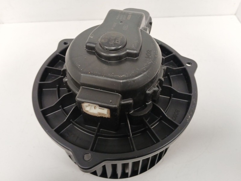 Recambio de motor calefaccion para kia stonic (yb) 1.2 cvvt referencia OEM IAM 97113H8000  