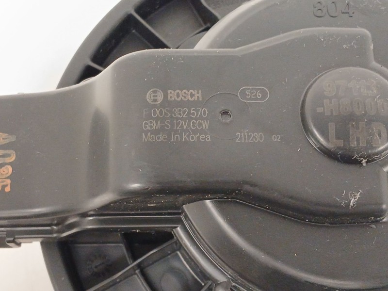 Recambio de motor calefaccion para kia stonic (yb) 1.2 cvvt referencia OEM IAM 97113H8000  