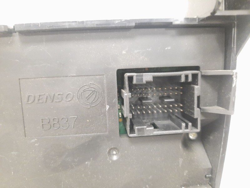 Recambio de mando climatizador para fiat punto (199) easy referencia OEM IAM 735419793 A83010200 