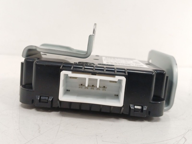 Recambio de modulo electronico para kia stonic (yb) 1.2 cvvt referencia OEM IAM   