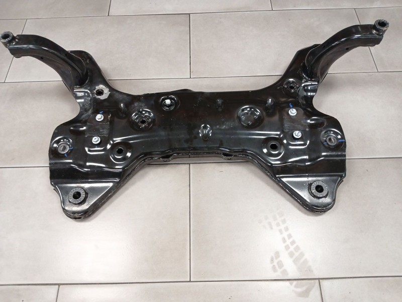 Recambio de puente delantero para mg mg3 hybrid+ 1.5 referencia OEM IAM   