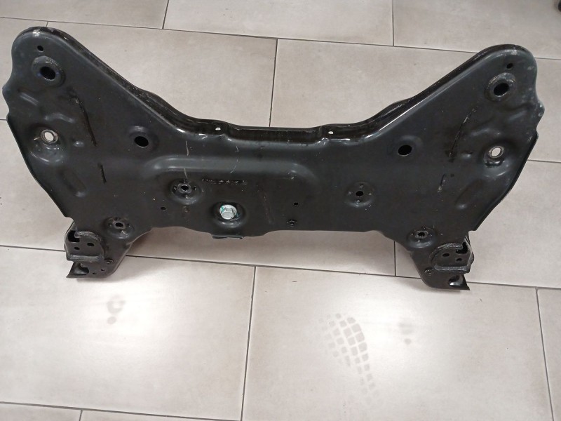 Recambio de puente delantero para mg mg3 hybrid+ 1.5 referencia OEM IAM   