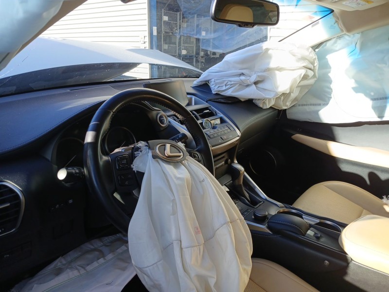 lexus nx (_z1_) del año 2017