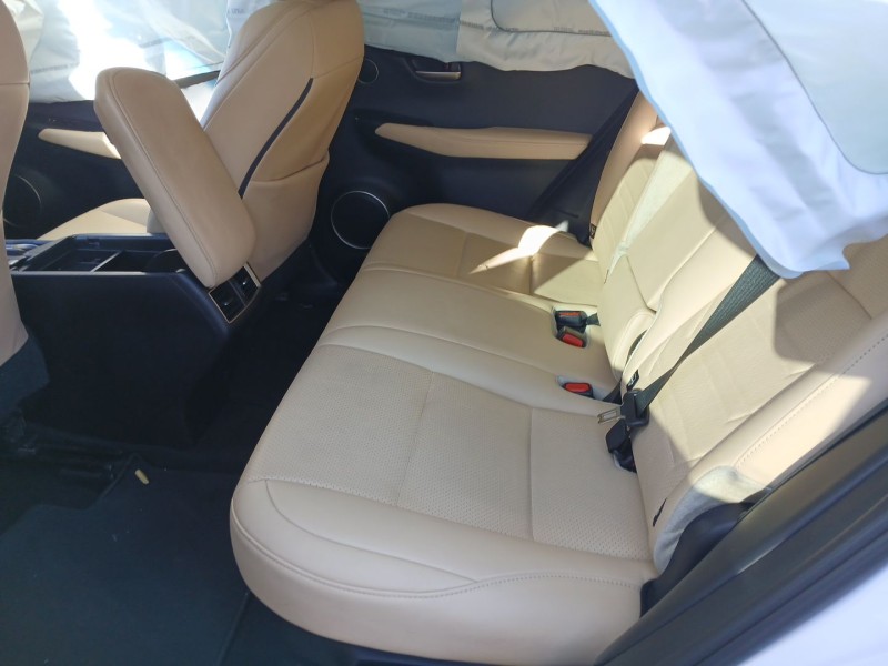 lexus nx (_z1_) del año 2017