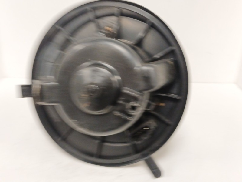 Recambio de motor calefaccion para seat leon (1p1) 1.9 tdi referencia OEM IAM 8EW351043211  