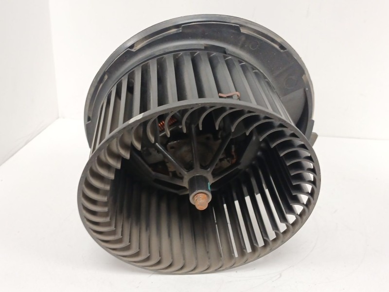 Recambio de motor calefaccion para seat leon (1p1) 1.9 tdi referencia OEM IAM 8EW351043211  