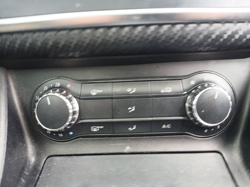 Recambio de mando climatizador para mercedes-benz clase a (w176) a 180 cdi (176.000) referencia OEM IAM   