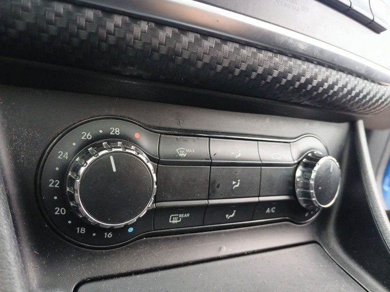 Recambio de mando climatizador para mercedes-benz clase a (w176) a 180 cdi (176.000) referencia OEM IAM   
