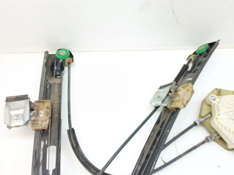 Recambio de elevalunas delantero derecho para seat leon (1p1) 1.9 tdi referencia OEM IAM 1K0959792L  