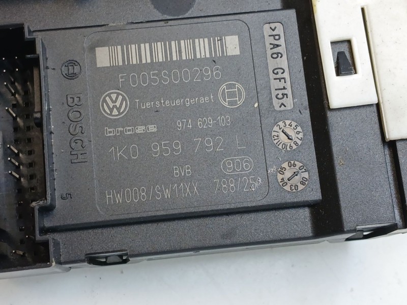 Recambio de elevalunas delantero derecho para seat leon (1p1) 1.9 tdi referencia OEM IAM 1K0959792L  