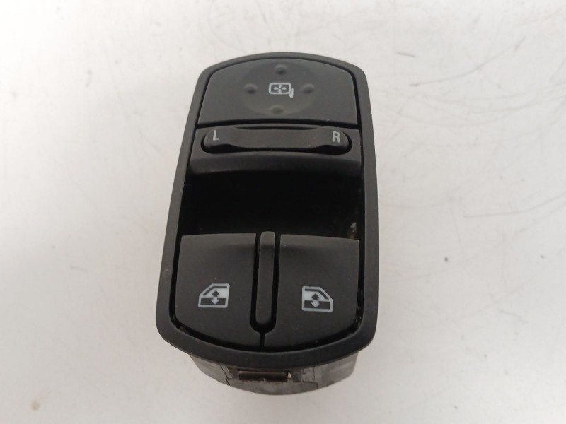 Recambio de mando elevalunas delantero izquierdo para opel corsa e (x15) 1.3 cdti (08, 68) referencia OEM IAM   