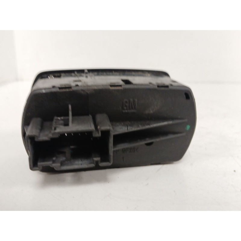 Recambio de mando elevalunas delantero izquierdo para opel corsa e (x15) 1.3 cdti (08, 68) referencia OEM IAM   