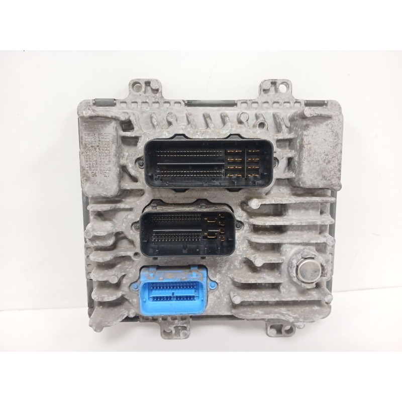 Recambio de centralita motor uce para opel corsa e (x15) 1.3 cdti (08, 68) referencia OEM IAM 55496160 395357783 