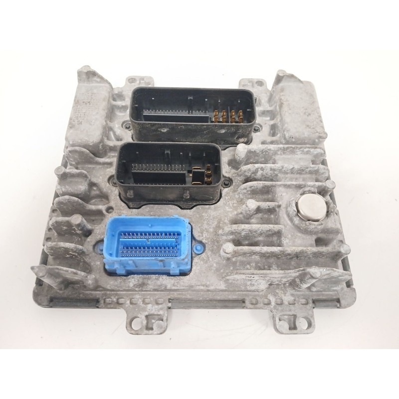 Recambio de centralita motor uce para opel corsa e (x15) 1.3 cdti (08, 68) referencia OEM IAM 55496160 395357783 