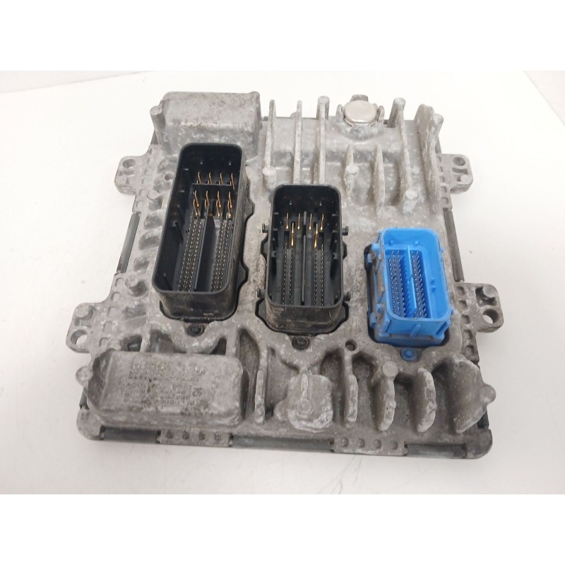 Recambio de centralita motor uce para opel corsa e (x15) 1.3 cdti (08, 68) referencia OEM IAM 55496160 395357783 