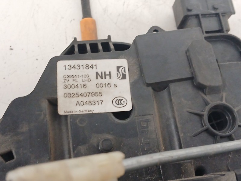 Recambio de cerradura puerta delantera izquierda para opel corsa e (x15) 1.3 cdti (08, 68) referencia OEM IAM 13431841  