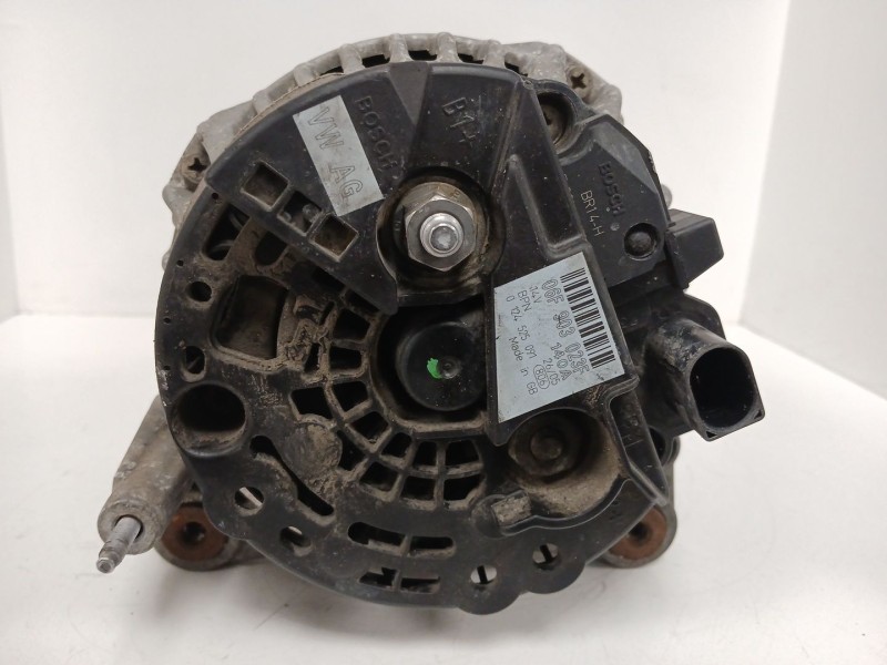 Recambio de alternador para seat leon (1p1) 2.0 tdi referencia OEM IAM 06F903023F 0124525091 