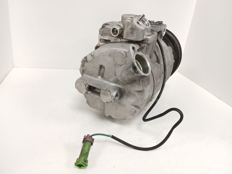 Recambio de compresor aire acondicionado para volkswagen passat b5.5 (3b3) 1.9 tdi referencia OEM IAM 8D0260808 4472208182 