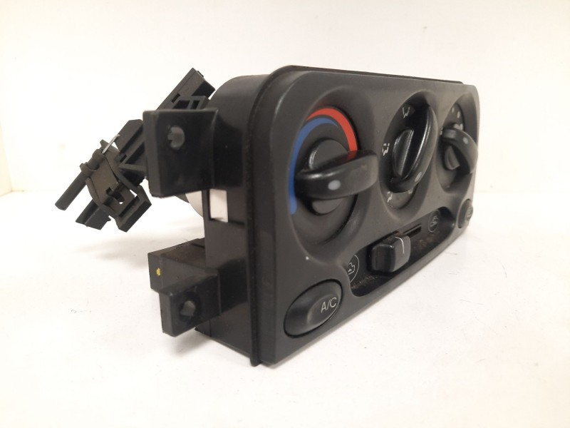 Recambio de mando calefaccion / aire acondicionado para daewoo matiz 0.8 cat referencia OEM IAM  33306 