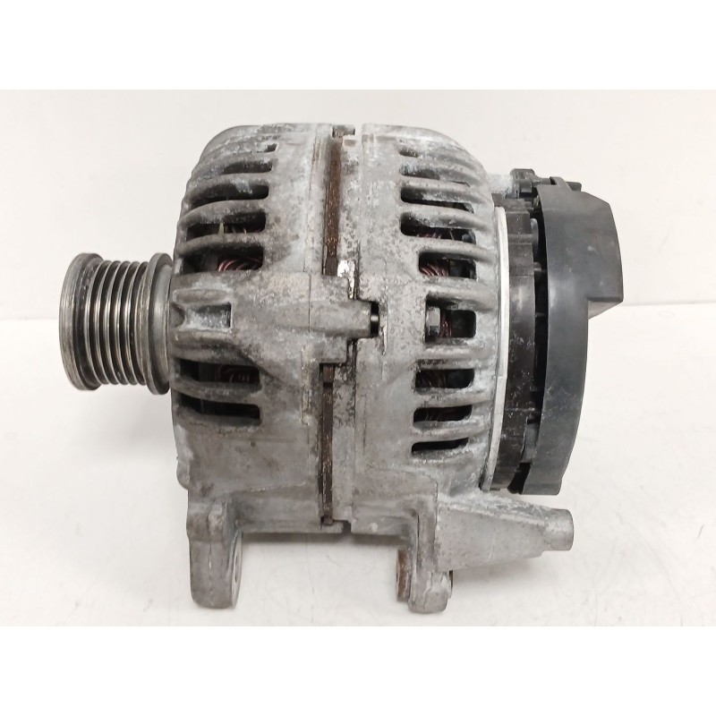 Recambio de alternador para audi a5 sportback (8ta) 2.0 tdi quattro referencia OEM IAM 03G903016F 0124525114 