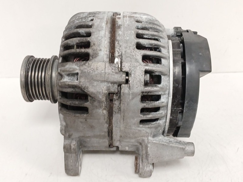 Recambio de alternador para audi a5 sportback (8ta) 2.0 tdi quattro referencia OEM IAM 03G903016F 0124525114 